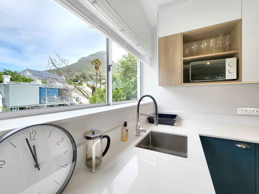 To Let 2 Bedroom Property for Rent in Gardens Western Cape
